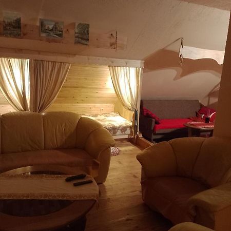 Agrohaczow Za Rzeka Apartament 8-Osobowy Exterior photo